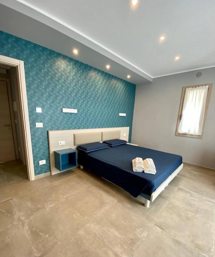 Floridida Rooms & Breakfast Marina dʼMarina dʼAndora 外观 照片
